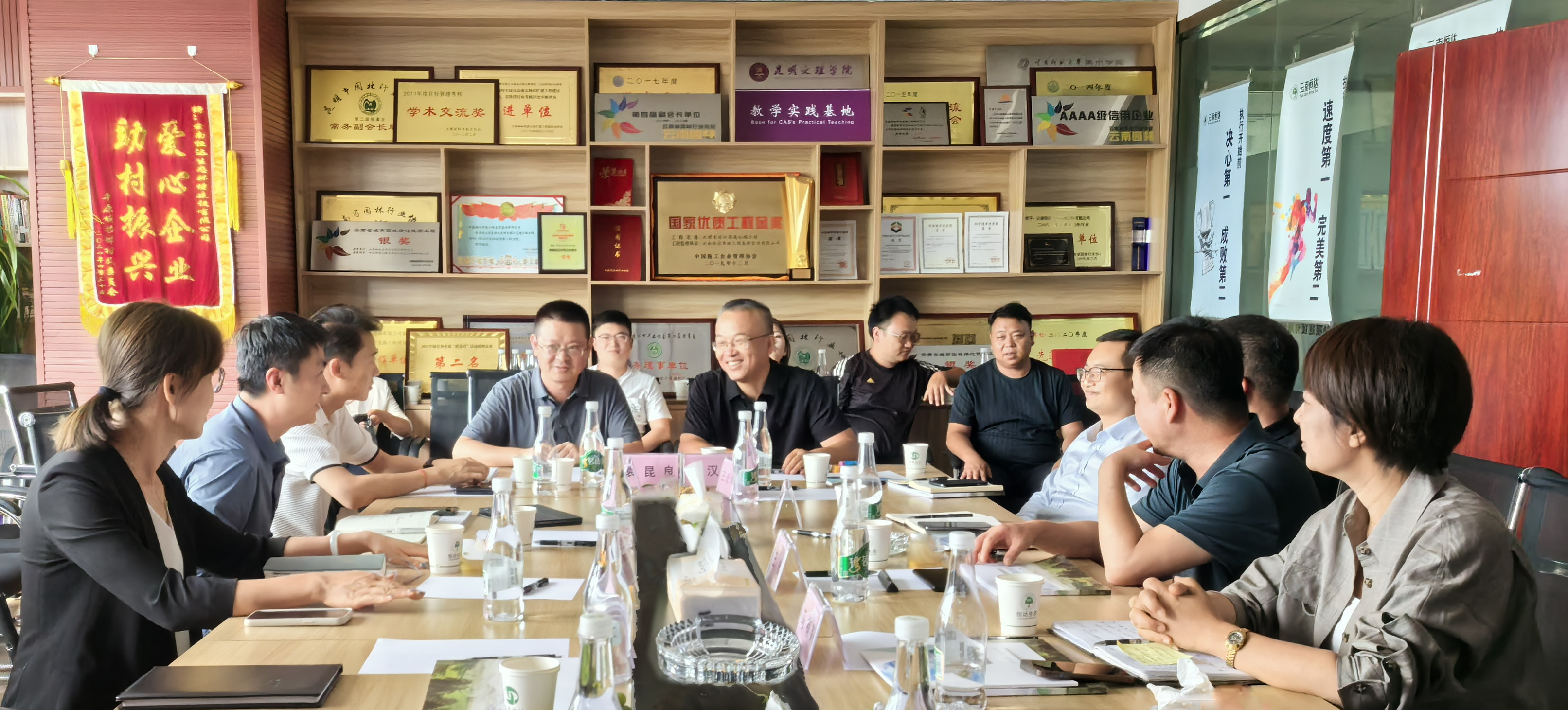 1722309403863094.jpg 1722309403863094.jpg