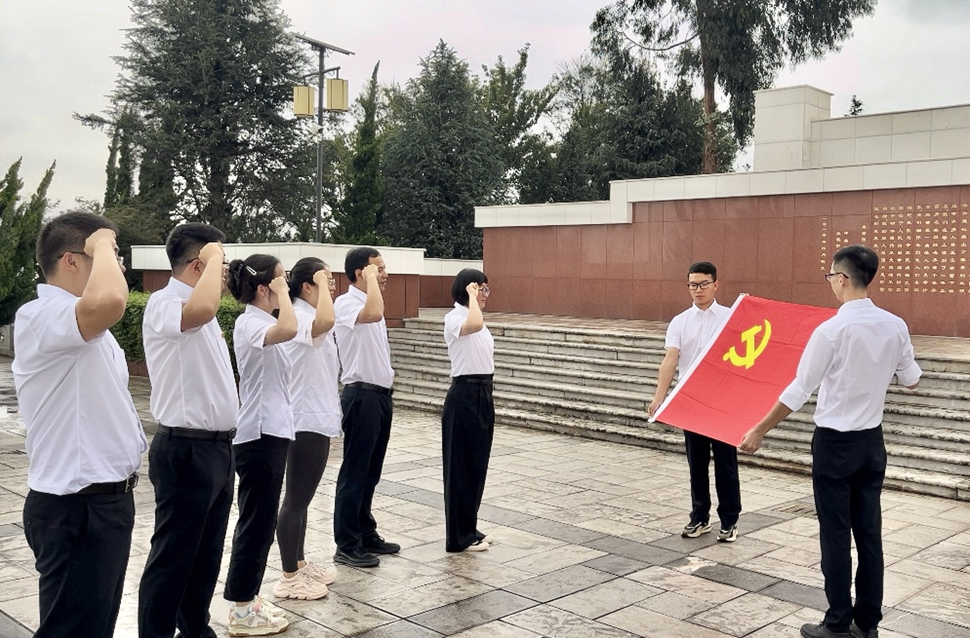 1723528718221821.jpg 1723528718221821.jpg