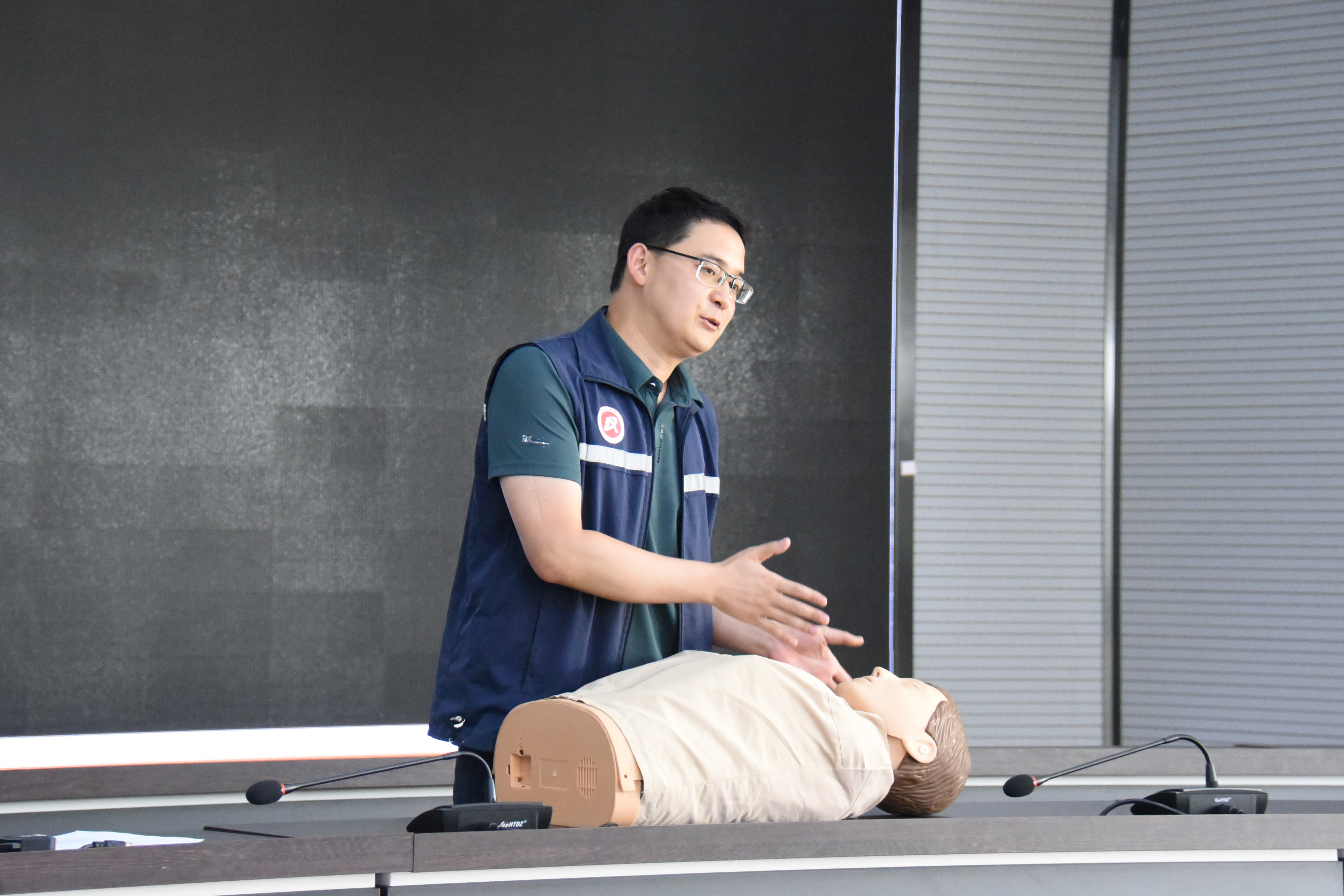 1748238834241685.jpg 1748238834241685.jpg