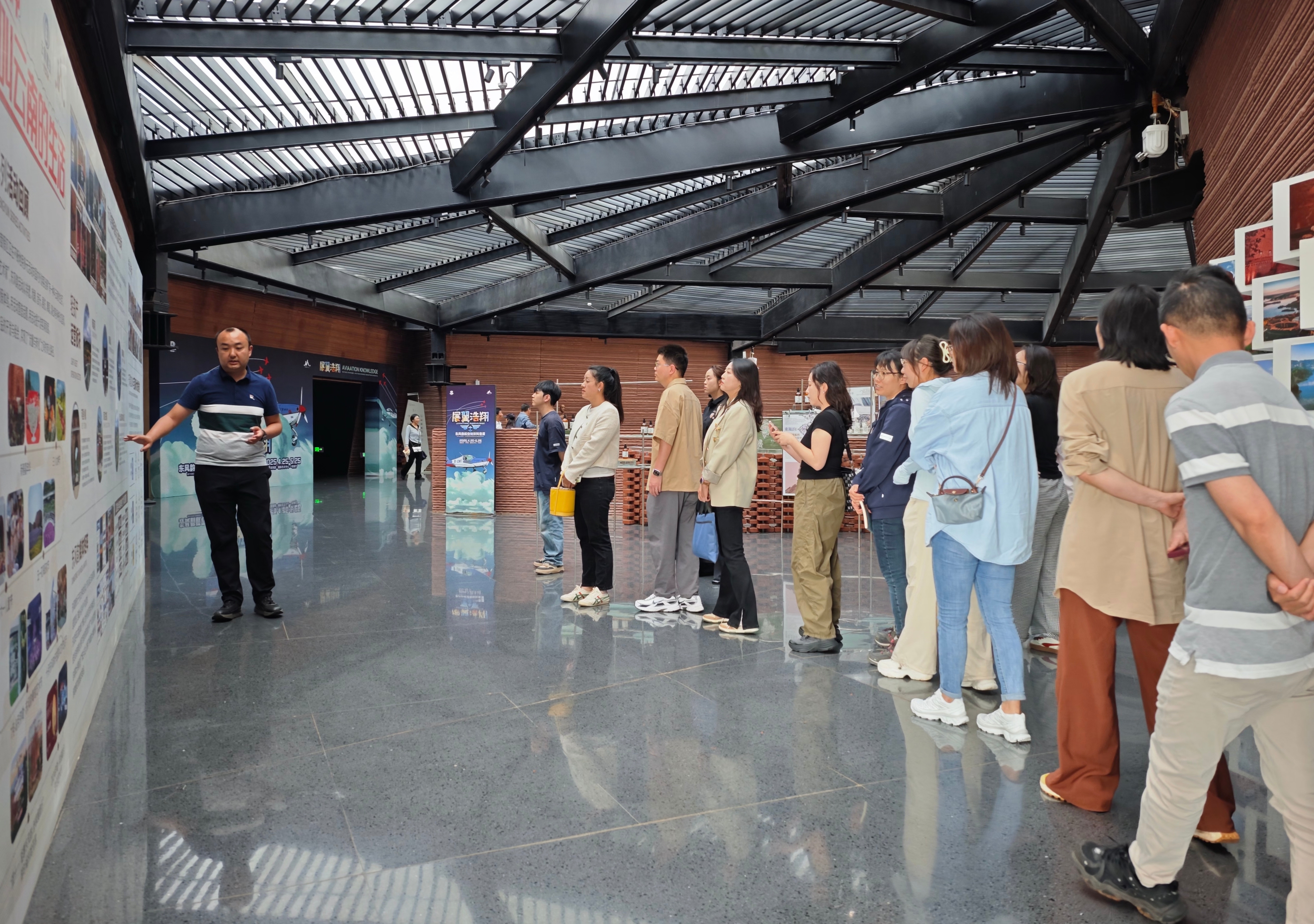 1749435033198720.jpg 1749435033198720.jpg