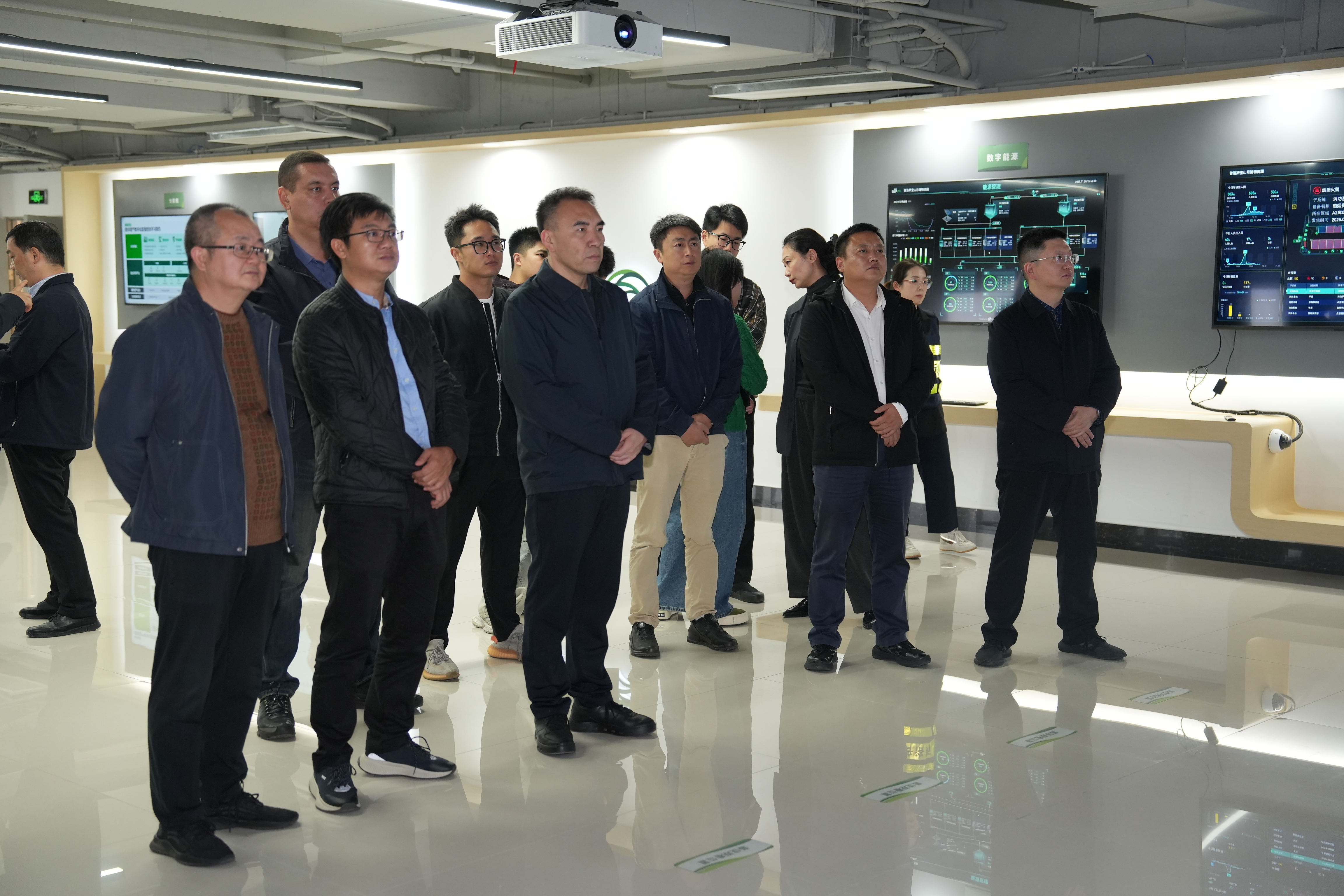 1762824535713897.jpg 1762824535713897.jpg