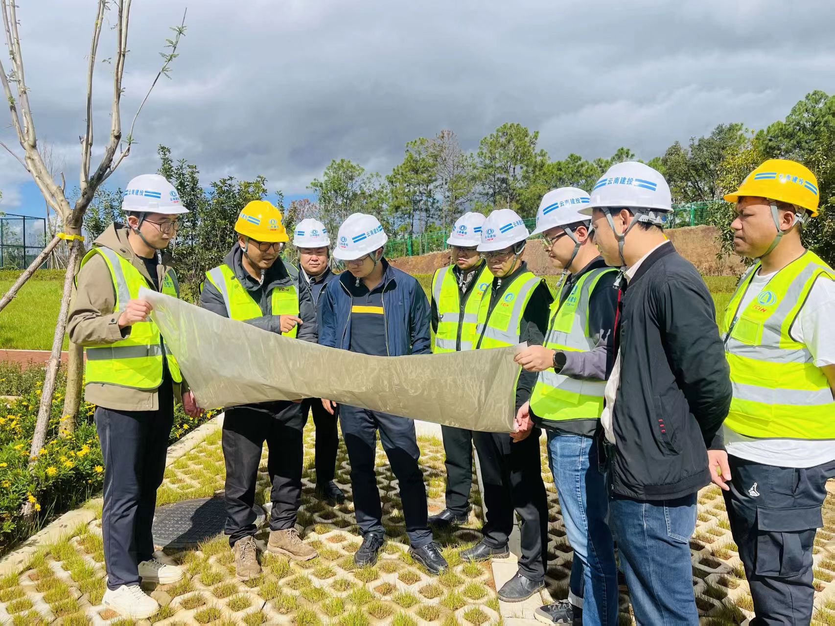 1762824781742464.jpg 1762824781742464.jpg